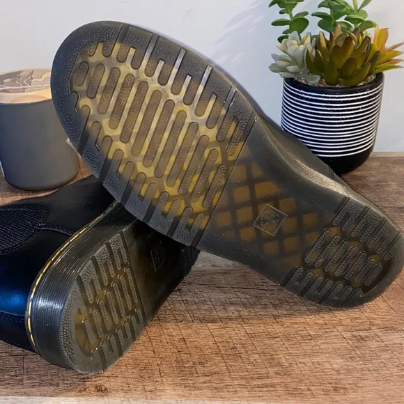 NWOB!! Dr. Martens Black Leather Chukka Boots Size 9 Womens 8 Mens - Picture 10 of 11